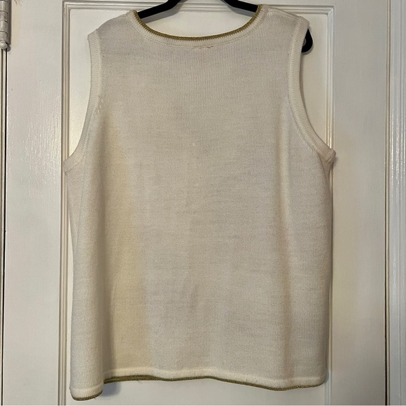 Vintage Christmas Vest - Picture 7 of 8